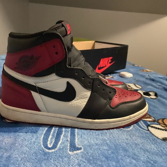 Air Jordan 1 Bred Toes
